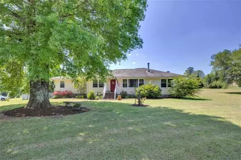 1700 Aqua Rd, Madison, GA 30650