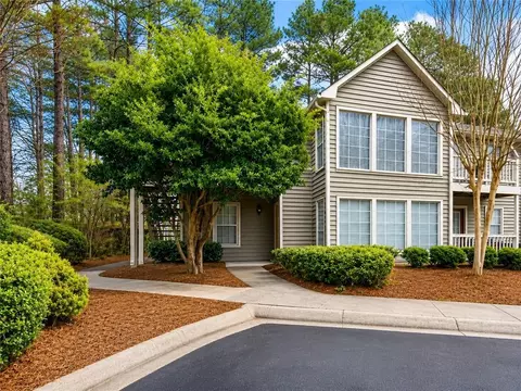 1303 Country Park Dr, Smyrna, GA 30080