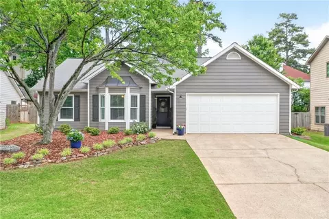 215 Tanners Ct, Johns Creek, GA 30022