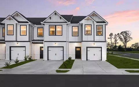 5280 Magnolia Grove Way, Gainesville, GA 30504