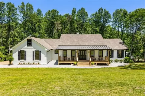 132 Dogwood Lake Trl, Alpharetta, GA 30004