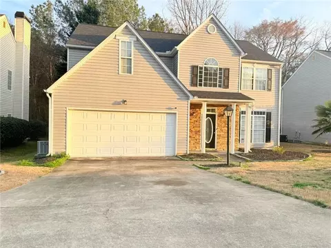 2182 Fall Creek Ldg, Loganville, GA 30052