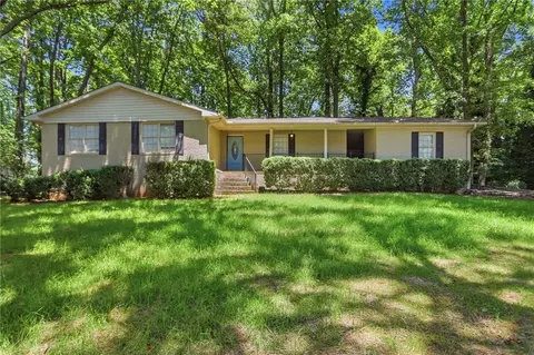 3082 Lake Ranch Dr, Gainesville, GA 30506