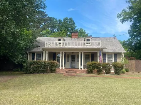 317 N Cherokee Rd, Social Circle, GA 30025