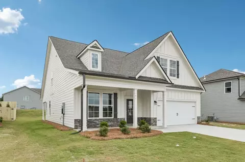71 Cochin Dr, Statham, GA 30666
