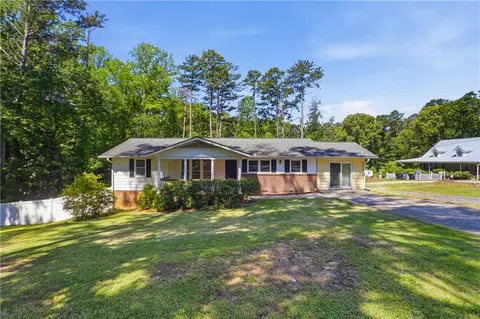 418 Church St, Bremen, GA 30110