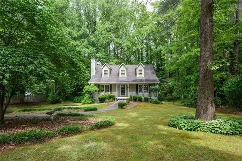 1448 Ironwood Ct, Grayson, GA 30017