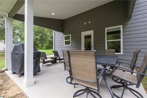 Exterior - 719 Fairview Rd, Brooks, GA 30205 photo 3 of 7