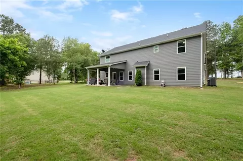Exterior - 719 Fairview Rd, Brooks, GA 30205 photo 5 of 7
