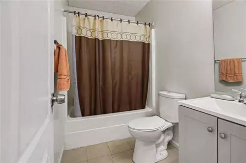 Bath - 10617 Barberry Dr, Hampton, GA 30228 photo 1 of 3