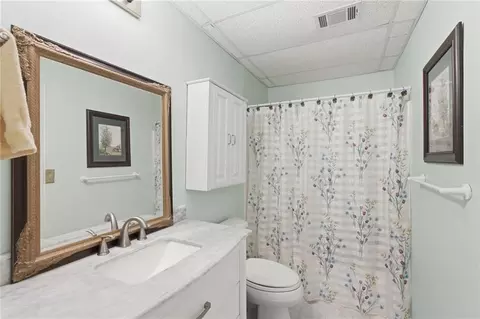 Bath - 3725 Ridgeway Ter, Suwanee, GA 30024 photo 8 of 8