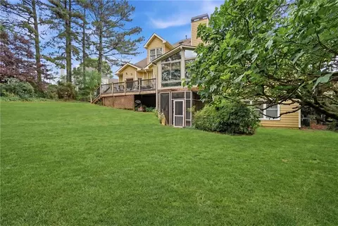 Exterior - 3725 Ridgeway Ter, Suwanee, GA 30024 photo 8 of 10