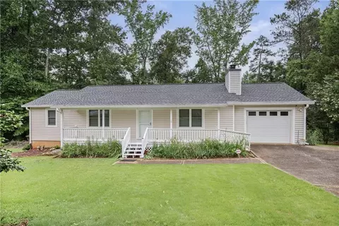 79 Fox Creek Ct, Dallas, GA 30157