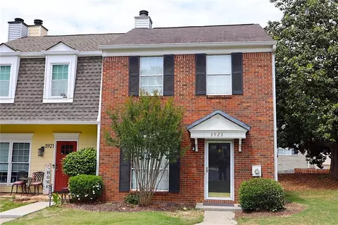3923 Hancock Cir, Atlanta, GA 30340