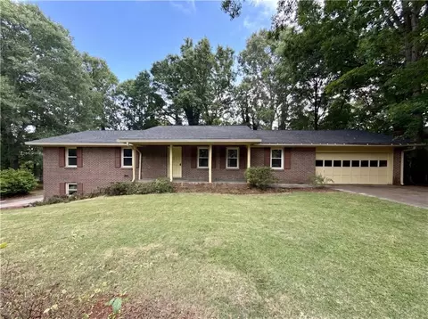 4402 N Shore Ln, Norcross, GA 30093