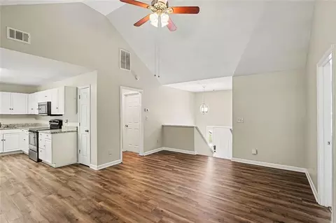 120 Beaverdam Ct, Covington, GA 30016 photo 4