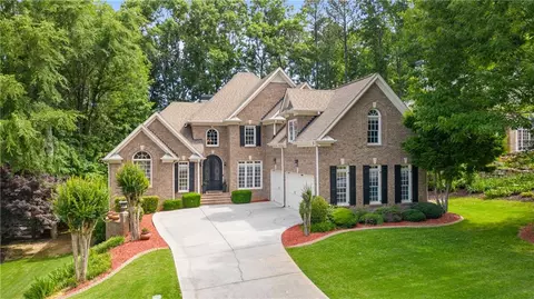 741 E Shore Dr, Canton, GA 30114