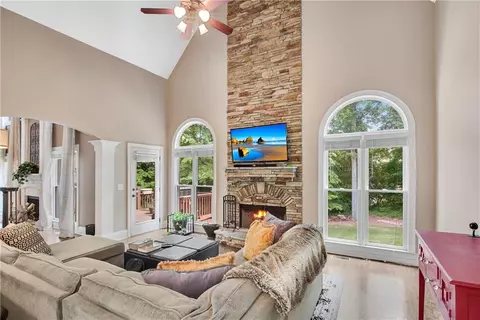 741 E Shore Dr, Canton, GA 30114 photo 16