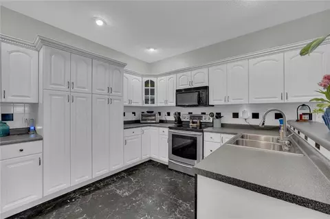 Kitchen - 143 Pace Rd, Toccoa, GA 30577 photo 3 of 4