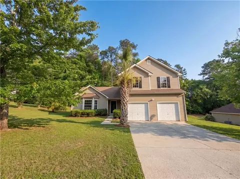 525 Michael Cir, Monroe, GA 30655