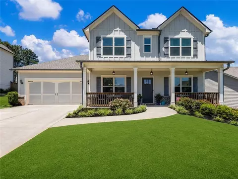 543 Calgary Downs Dr, Winder, GA 30680