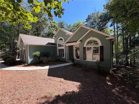 940 Cider Ridge Ct, Clarkesville, GA 30523