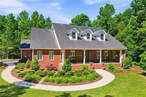 310 Gaines Rd SE, Dalton, GA 30721