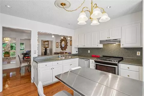Kitchen - 3736 E Bay St, Duluth, GA 30096 photo 3 of 3