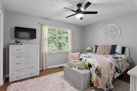 Bedroom - 208 Timberline Dr, Jasper, GA 30143 photo 4 of 5