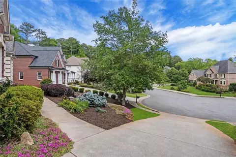 Exterior - 550 Heron Run Ct, Milton, GA 30004 photo 5 of 16