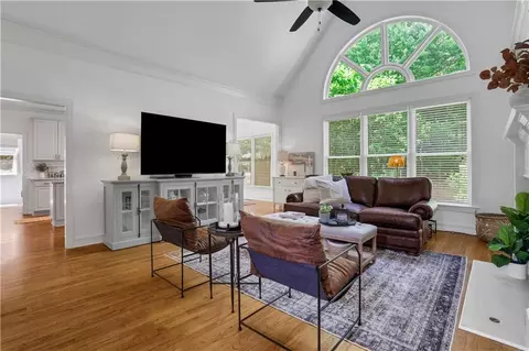Living - 550 Heron Run Ct, Milton, GA 30004 photo 2 of 4