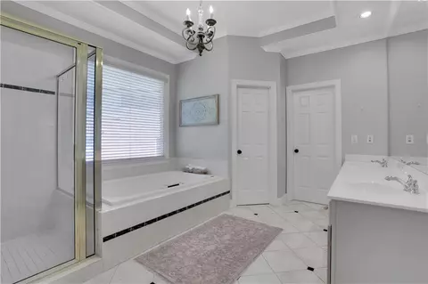 Bath - 550 Heron Run Ct, Milton, GA 30004 photo 3 of 9