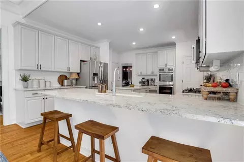 Kitchen - 550 Heron Run Ct, Milton, GA 30004 photo 4 of 5