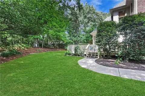Exterior - 550 Heron Run Ct, Milton, GA 30004 photo 9 of 16