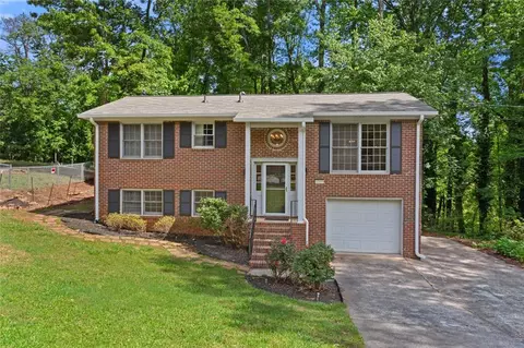 1169 Mountain View Dr, Marietta, GA 30062