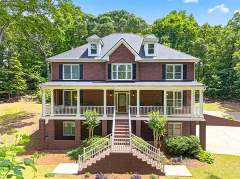 667 Wellington Dr, Winder, GA 30680