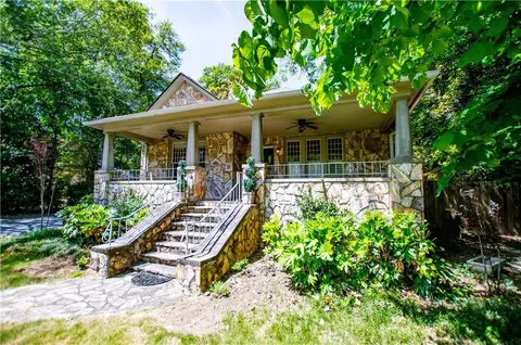 8503 Price Ave, Douglasville, GA 30134