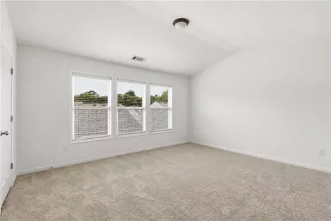 Bedroom - 1924 Dilcrest Dr, Duluth, GA 30096 photo 1 of 5