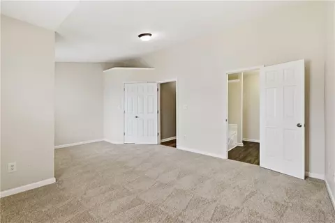 Bedroom - 1924 Dilcrest Dr, Duluth, GA 30096 photo 3 of 5