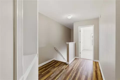 Entry Way - 1924 Dilcrest Dr, Duluth, GA 30096 photo 6 of 8