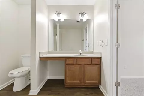 Bath - 1924 Dilcrest Dr, Duluth, GA 30096 photo 4 of 4