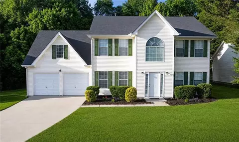 11040 Pebble Ridge Dr, Hampton, GA 30228