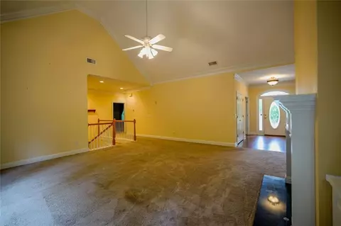 Living - 4459 N Gate Dr, Gainesville, GA 30506 photo 2 of 11