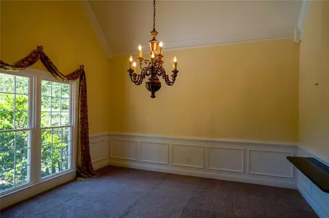Living - 4459 N Gate Dr, Gainesville, GA 30506 photo 1 of 11