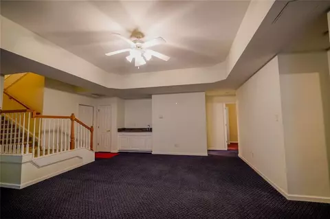 Living - 4459 N Gate Dr, Gainesville, GA 30506 photo 9 of 11