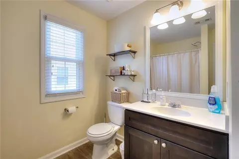 Bath - 148 Alice Walker Dr, Athens, GA 30607 photo 1 of 3