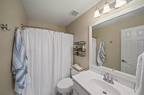 Bath - 520 Waterside Ct, Canton, GA 30114 photo 5 of 7