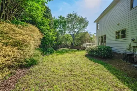 Exterior - 520 Waterside Ct, Canton, GA 30114 photo 4 of 8