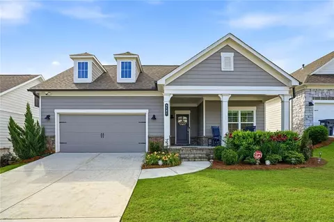 5105 Dillingham Dr NW, Acworth, GA 30101