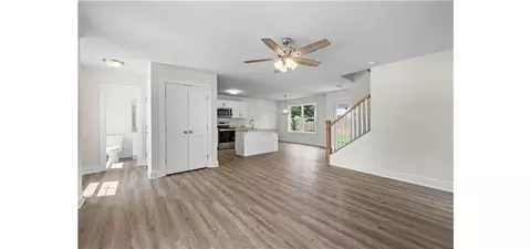 7809 Wilkinson Dr, Gainesville, GA 30506 photo 4